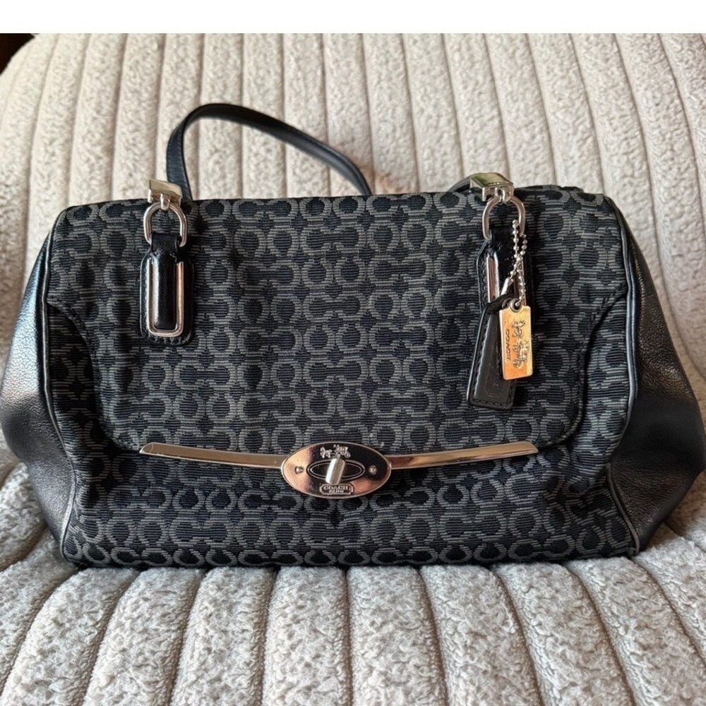 Coach Madison Op Art Needlepoint Satchel Black Grey Turnlock Bag 25215
